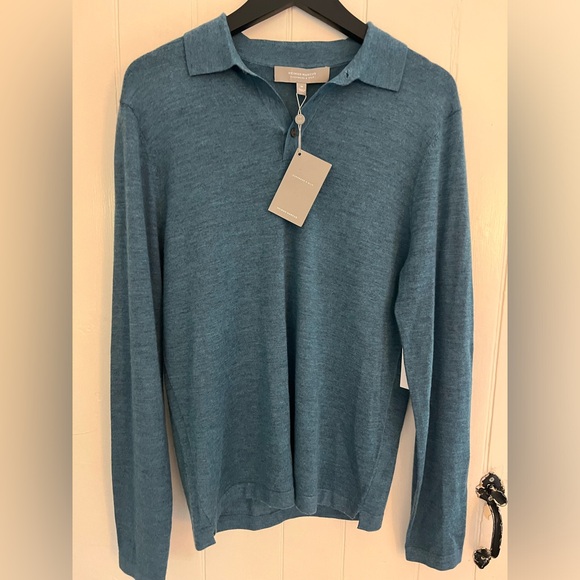 Neiman Marcus Sweater - Picture 1 of 3